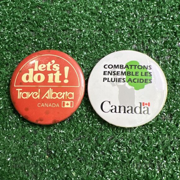 Canada Buttons Lot Of 2 Let's Do It! Travel Canada & Combattons Ensenbles - Picture 4 of 6